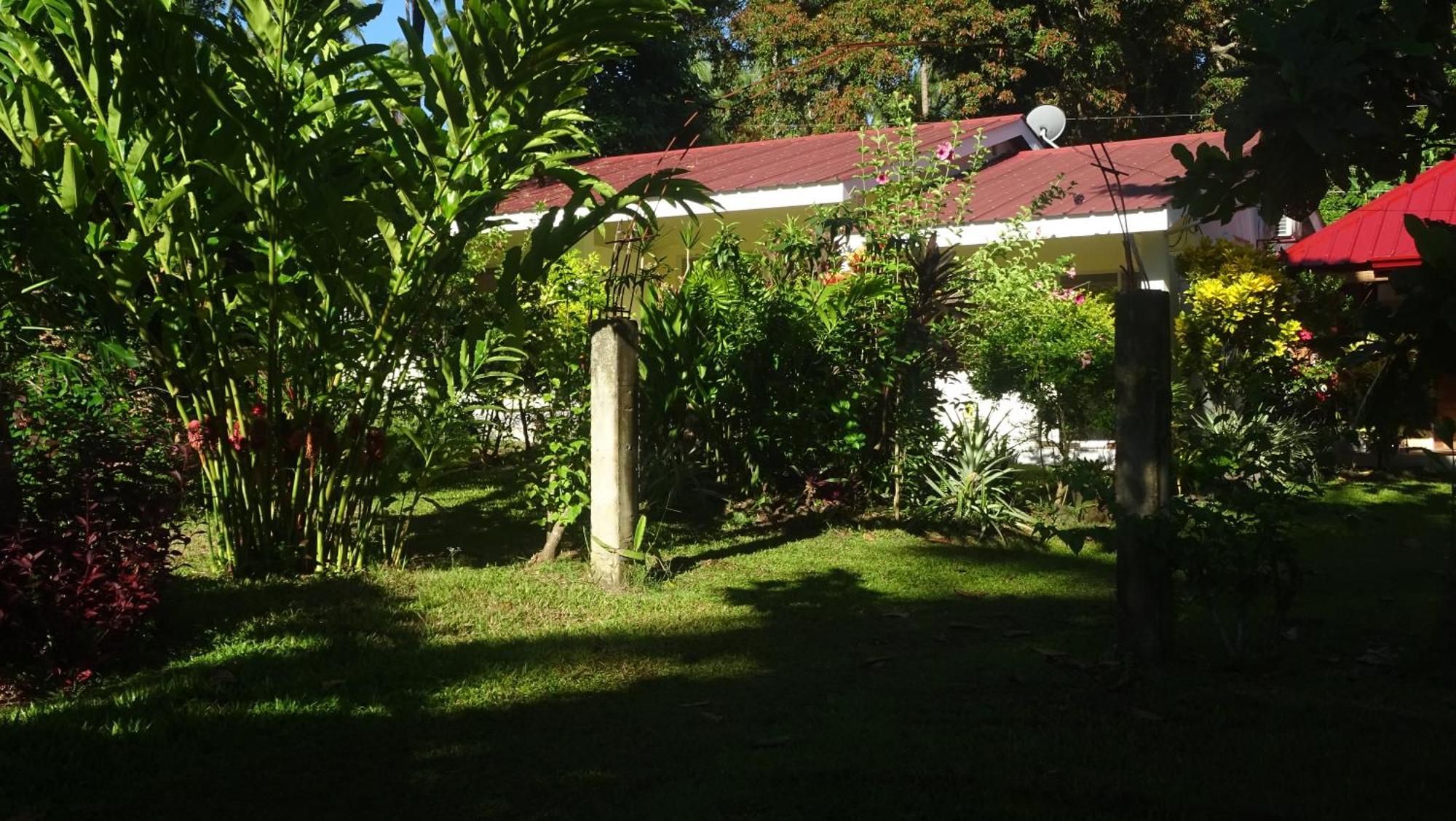 Acacia'S Cottages With Starlink Wifi Mambajao Exterior foto
