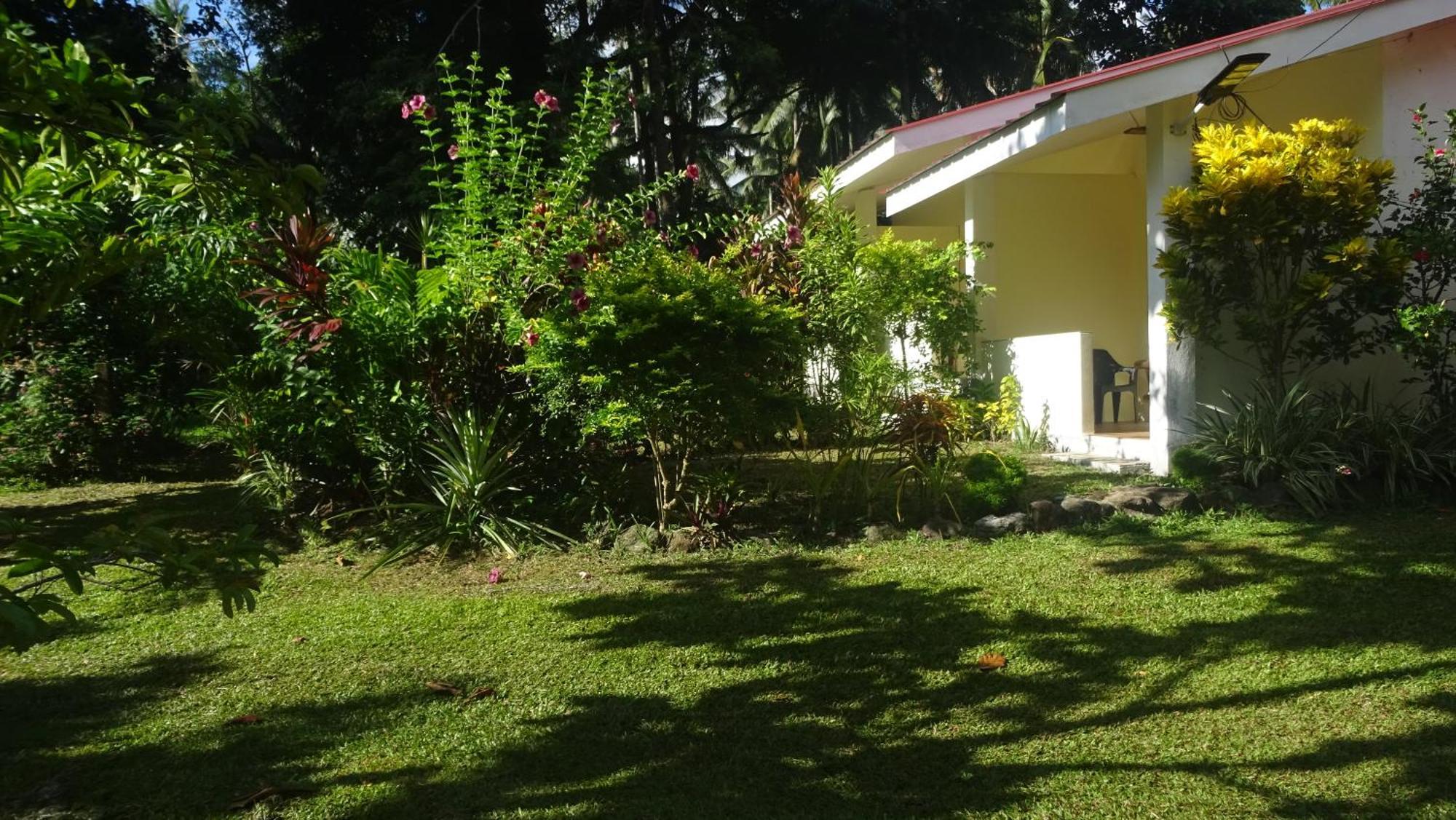 Acacia'S Cottages With Starlink Wifi Mambajao Exterior foto